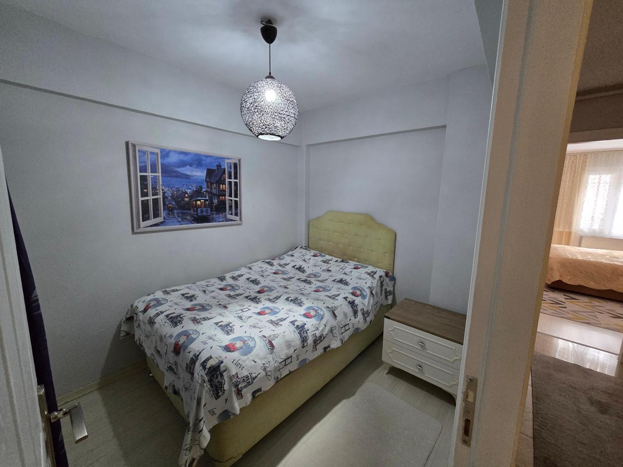 דירות איזמיר 3+1 , Historical Elevator, Warm House Next To Sea מראה חיצוני תמונה